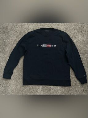 Tommy Hilfiger Men’s Black Crewneck Logo Fleece Sweatshirt 2XL
